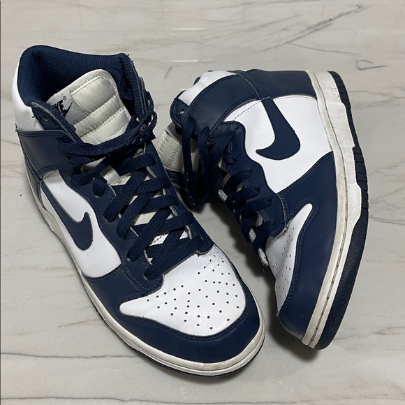 Nike Shoes - Nike high tops dunks ? Navy blue youth sz 6 Euro 38.5 like 7-7.5
